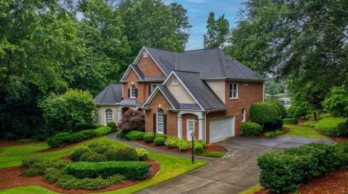 50 Grand Ave, Suwanee, GA 30024-4231
