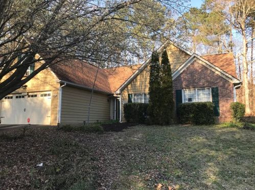 3200 Hall Garden Rd, Lithonia, GA 30039-4690