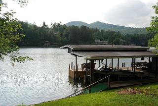 2649 Shady Ln, Lakemont, GA 30552-2807