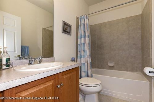 713 Ml Pond Way, Tinton Falls NJ 07724-2479 exterior