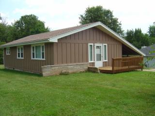 3124 Kissimee Ave, Springfield MO  65804-4720 exterior