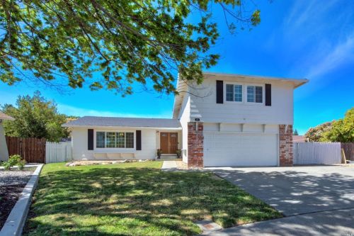 230 Verona Ct, Vacaville, CA 95687-6622