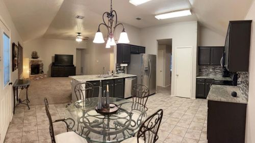 1025 Hiawatha Ct, Fort Worth TX  76131-4832 exterior