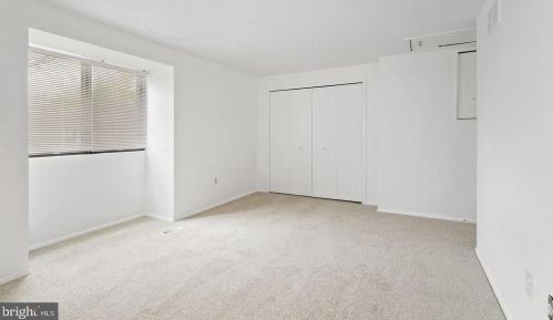 7350 Kerry Hill Ct, Columbia MD  21045-5034 exterior