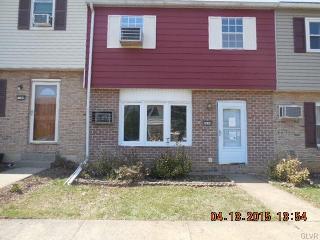 1178 Driver Pl, Allentown, PA 18106-9656