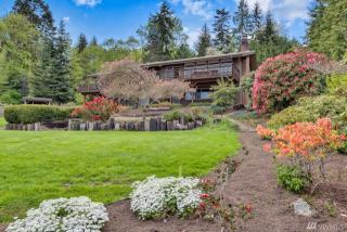 31620 Sunrise Beach Dr, Eglon, WA 98346-7649