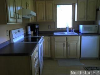 2860 Pascal St, Saint Paul MN  55113-1674 exterior
