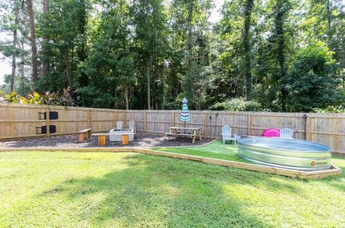 3701 Sandhill Dr, Conyers GA  30094-3735 exterior