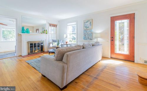 1028 Mcceney Ave, Silver Spring MD 20901-1456 exterior