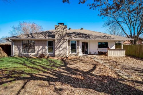 6905 Abilene Dr, Garland TX  75048-2009 exterior