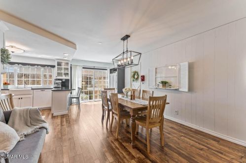 2824 Galena Ave, Simi Valley CA 93065-2712 exterior