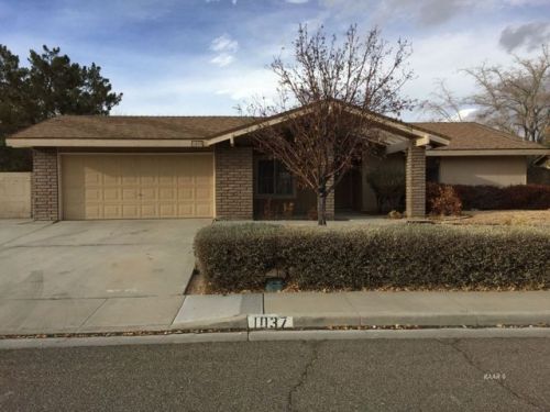 1037 Sierra View St, Ridgecrest, CA 93555-3015