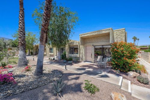 2241 Los Patos Dr, Palm Springs, CA 92264-6026