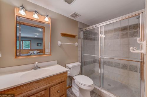 1090 Heather Dr, Saint Paul MN  55129-8573 exterior