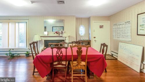 12606 Meadowood Dr, Silver Spring MD 20904-2928 exterior