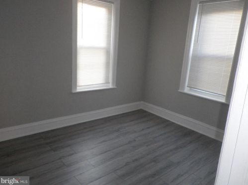 1605 Mount Ephraim Ave, Camden NJ  08104-1634 exterior