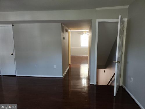 14454 Filarete St, Woodbridge, VA 22193-2821