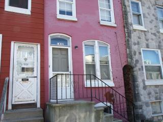 1432 Cotton St, Reading PA  19602-2116 exterior