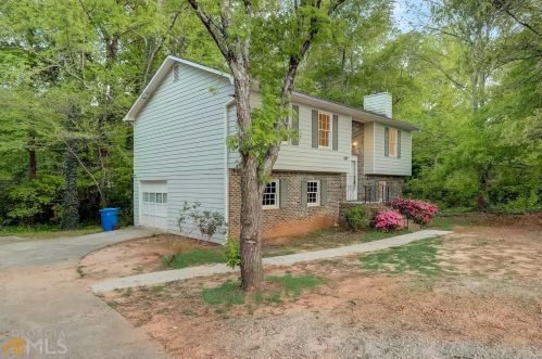 557 Oglesby Bridge Rd, Conyers GA  30094-4145 exterior