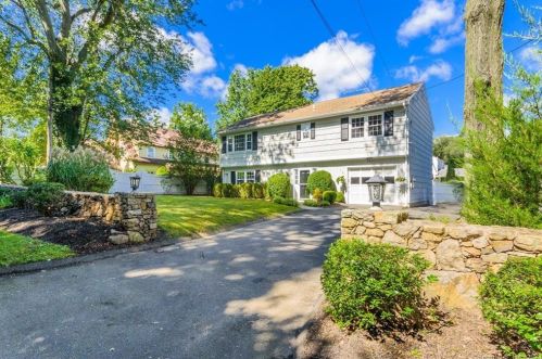 17 Old Saugatuck Rd, Norwalk CT  06855-2022 exterior