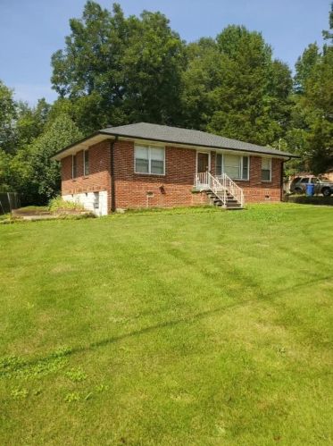 4789 Courtney Dr, Forest Park, GA 30297-3817
