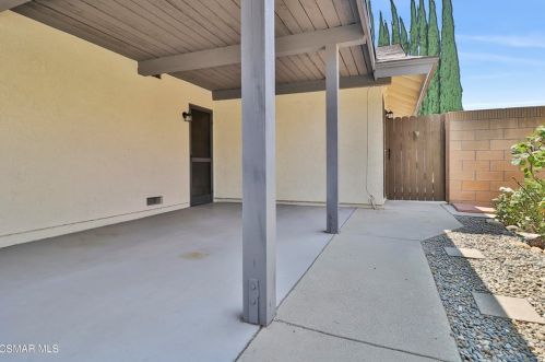 939 Vallejo Ave, Simi Valley, CA 93065-5662