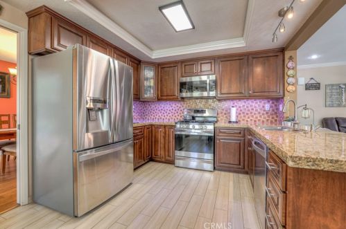 2128 Sunrise Cir, Upland CA 91784-7334 exterior