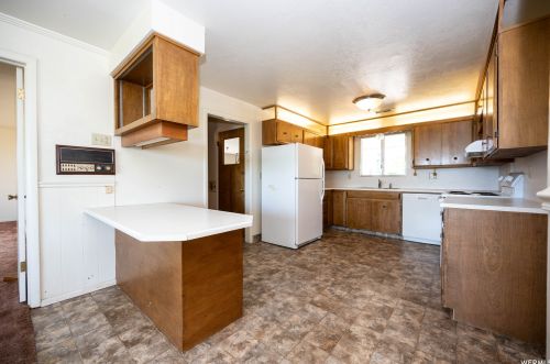 1350 200, Wellsville, UT 84339-9337