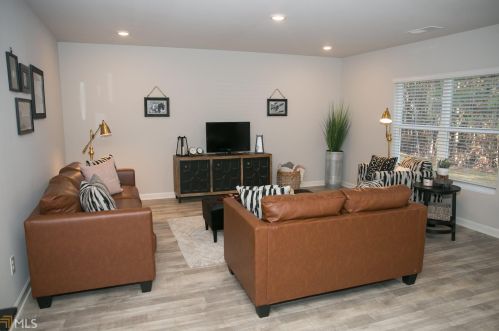 209 Lily Ln, Temple, GA 30179-5614