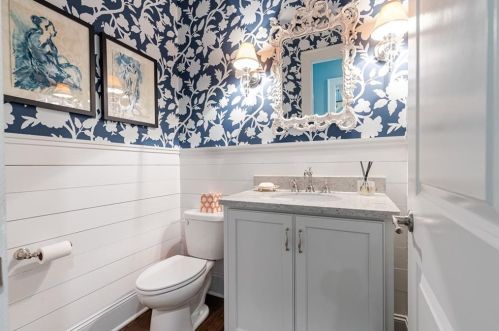 6470 Long Is Dr, Atlanta GA  30328-3043 exterior