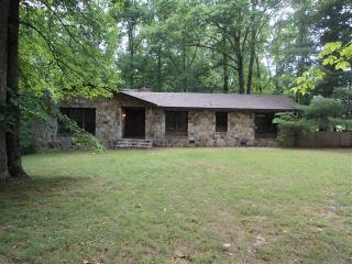 3165 Powers Bridge Rd, Manchester, TN 37355-4149