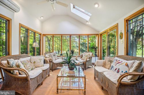 221 Elm Ave, Tavistock NJ 08033-2538 exterior