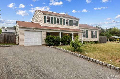 284 Westfield Ave, Piscataway NJ  08854-5540 exterior