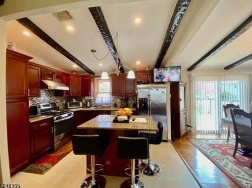 5 Stephen St, Dover NJ  07801-2224 exterior