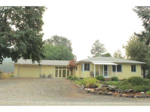 38108 Queens Rd, Marcola, OR 97454-9731