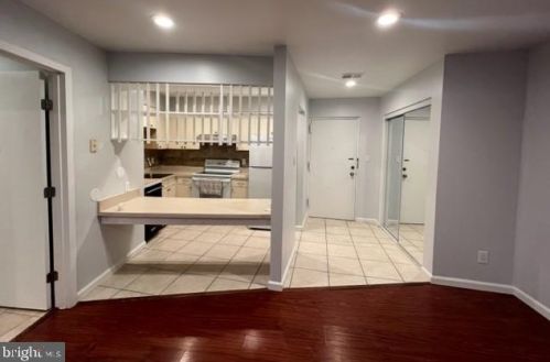 8500 Barrington Ct, Springfield VA  exterior