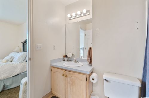 60 200, Wellsville UT 84339-9703 exterior