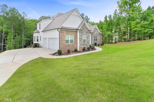 73 Gracie Gardens Ct, Newnan, GA 30263-4651