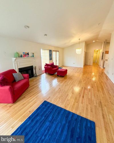 2245 52 St, Philadelphia PA 19131-2312 exterior