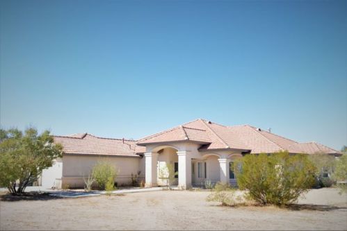 415 Primavera St, Ridgecrest, CA 93555-8795