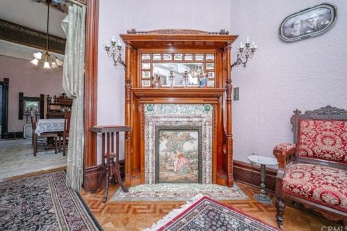 3121 Mulberry St, Riverside CA  92501-2939 exterior