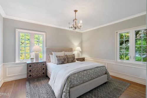 1637 Vly Vw Rd, Glendale CA  91202-1330 exterior