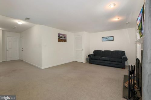 2803 Strauss Ter, Silver Spring MD 20904-6889 exterior