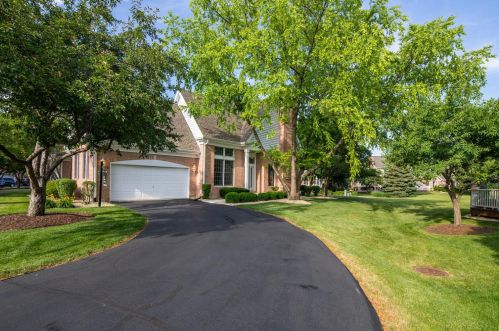 4253 Stableford Ln, Naperville IL  60564-9768 exterior