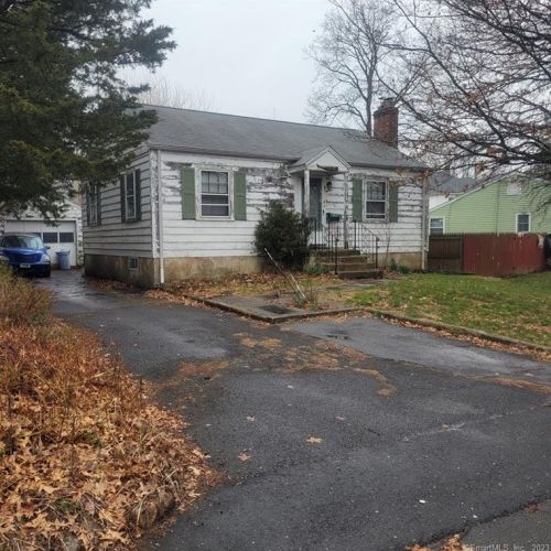 8 Poplar St, Norwalk, CT 06855-2134