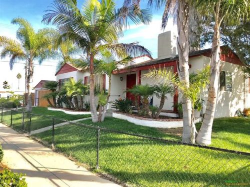 1704 Tremont St, Oceanside, CA 92054-5309