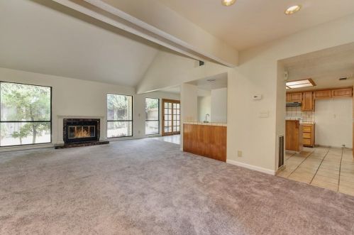 8021 Sawgrass Cir, Citrus Heights, CA 95610-7929