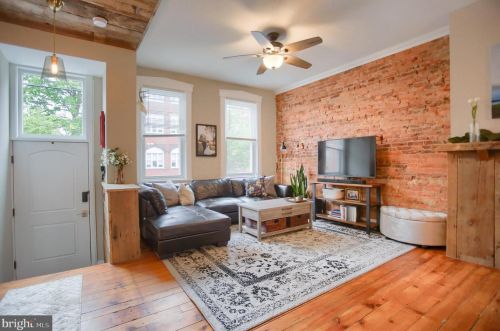 36 Mulberry St, Lancaster PA  17603-3741 exterior