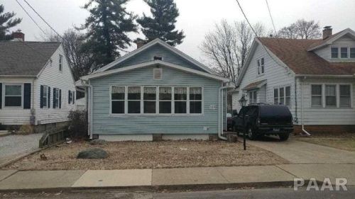 720 Maywood Ave, Peoria IL  61604-2709 exterior