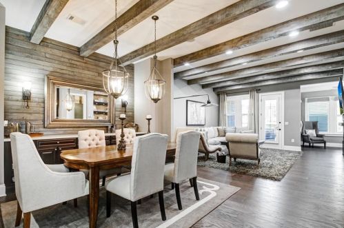 3636 Brookleigh Ln, Atlanta GA  30319-2219 exterior